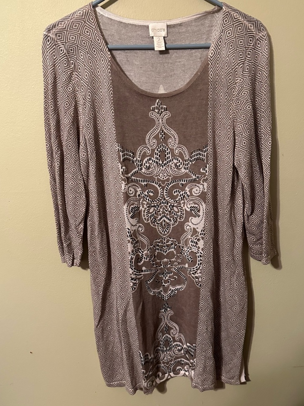 Chico's Taupe Knit Top, size 2 (Chico’s), Medium, very nice condition